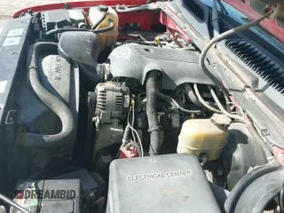 2002 Chevrolet Silverado 1500 LS с VIN 1GCEK19V72E201727, выставлен на аукционе IAAI как лот 43036023 с пробегом 237 944 миль миль и . История ставок и продаж доступна на DreamBid. Изображение 19.