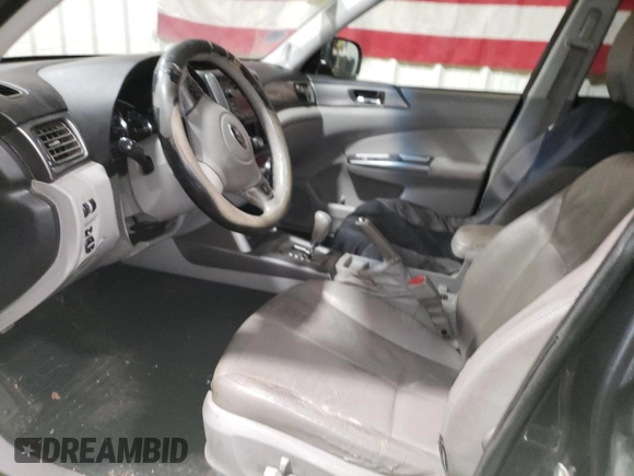 2013 Subaru Forester X Limited z VIN JF2SHAECXDH408539, wystawiony jako Copart lot #88306595 z przebiegiem Nie podano mil oraz Szkoda całkowita • Salvage title. Historia ofert i sprzedaży dostępna na DreamBid. Obrazek 7.