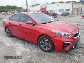 2019 Kia Forte LXS with VIN 3KPF24AD3KE052150, listed as a IAAI auction lot 40432290 with 71,081 mi miles. Bid and sale history available at carsss.com. Image 1.