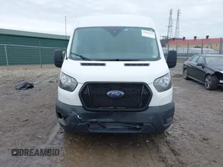 2022 Ford Transit Cargo with VIN 1FTBR1C88NKA04802, listed as a IAAI auction lot 41962182 with 50,454 mi miles and . Bid and sale history available at DreamBid. Image 13.