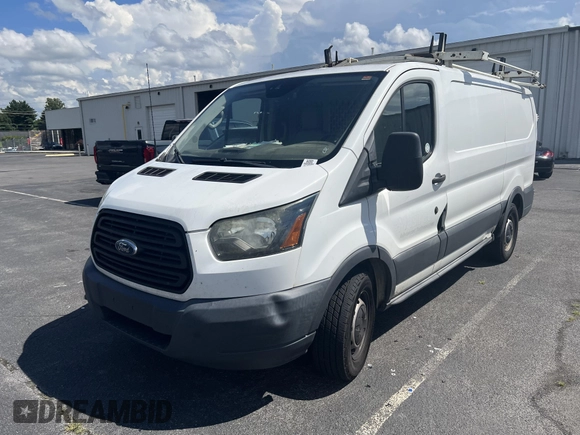 2016 Ford Transit Cargo z VIN 1FTYE1YM5GKB48743, wystawiony jako IAAI lot #42849622 z przebiegiem 200 188 mil mil oraz . Historia ofert i sprzedaży dostępna na DreamBid. Obrazek 25.