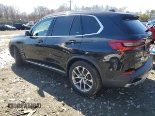 2019 BMW X5 xDrive40i with VIN 5UXCR6C50KLL51312, listed as a Copart auction lot 49631235 with Not provided miles and Salvage title. Bid and sale history available at DreamBid. Image 2.