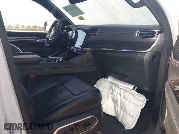 2024 Jeep Wagoneer с VIN 1C4SJUAP4RS160635, выставлен на аукционе IAAI как лот 41942973 с пробегом 14 327 миль миль и . История ставок и продаж доступна на DreamBid. Изображение 5.