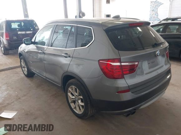 2013 BMW X3 xDrive28i with VIN 5UXWX9C55D0A32404, listed as a IAAI auction lot 42095951 with 165,301 mi miles. Bid and sale history available at carsss.com. Image 3.