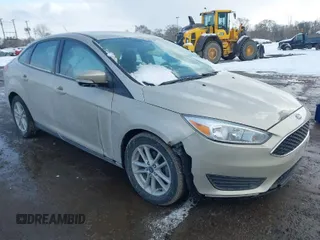 2018 Ford Focus SE with VIN 1FADP3F29JL268543, listed as a IAAI auction lot 41578293 with 73,344 mi miles. Bid and sale history available at carsss.com. Image 1.