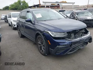 2022 Volkswagen Tiguan SE with VIN 3VV3B7AX0NM018659, listed as a IAAI auction lot 42076655 with 32,326 mi miles and . Bid and sale history available at DreamBid. Image 1.