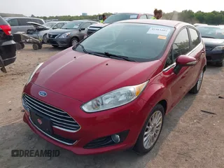 2015 Ford Fiesta Titanium z VIN 3FADP4FJ1FM171680, wystawiony jako IAAI lot #42383105 z przebiegiem 51 396 mil mil oraz . Historia ofert i sprzedaży dostępna na DreamBid. Obrazek 17.