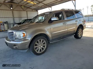 2007 Chrysler Aspen Limited with VIN 1A8HX58277F563225, listed as a Copart auction lot 45293205 with 173,683 mi miles and Salvage Title. Bid and sale history available at carsss.com. Image 1.