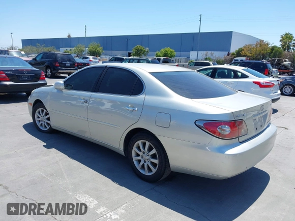 2004 Lexus ES 350 z VIN JTHBA30G045004593, wystawiony jako IAAI lot #42588651 z przebiegiem 102 044 mil mil oraz . Historia ofert i sprzedaży dostępna na DreamBid. Obrazek 3.