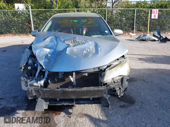 2015 Toyota Camry XLE with VIN 4T1BF1FK8FU106585, listed as a IAAI auction lot 41696231 with 149,390 mi miles. Bid and sale history available at carsss.com. Image 12.