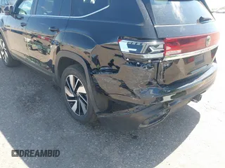 2025 Volkswagen Atlas SE with VIN 1V2HR2CA3SC507564, listed as a IAAI auction lot 42720794 with 13,257 mi miles and . Bid and sale history available at DreamBid. Image 6.