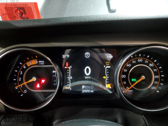 2020 Jeep Wrangler Unlimited Sport with VIN 1C4HJXDM7LW277445, listed as a Copart auction lot 82929714 with 27,570 mi miles and Salvage title. Bid and sale history available at DreamBid. Image 9.