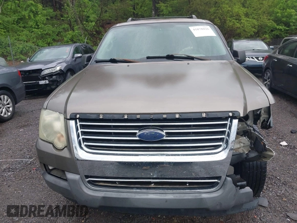 2006 Ford Explorer XLT z VIN 1FMEU63E36UA14864, wystawiony jako IAAI lot #41878026 z przebiegiem 221 134 mil mil oraz . Historia ofert i sprzedaży dostępna na DreamBid. Obrazek 6.
