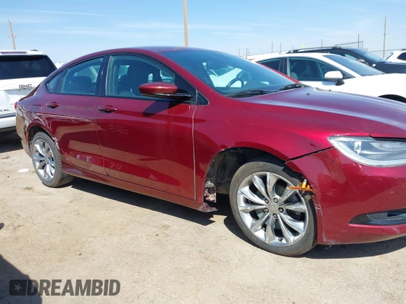 2015 Chrysler 200 S with VIN 1C3CCCBB2FN727144, listed as a IAAI auction lot 41848697 with 153,725 mi miles. Bid and sale history available at carsss.com. Image 6.