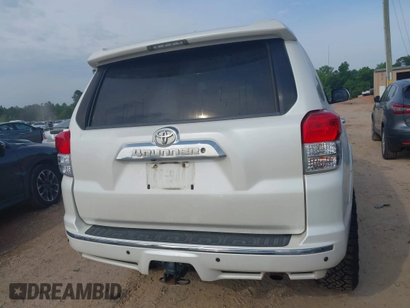 2011 Toyota 4Runner Trail z VIN JTEBU5JRXB5058223, wystawiony jako IAAI lot #42277953 z przebiegiem 269 868 mil mil oraz . Historia ofert i sprzedaży dostępna na DreamBid. Obrazek 16.