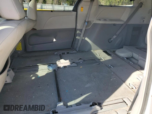 2014 Toyota Sienna XLE with VIN 5TDYK3DC4ES457160, listed as a Copart auction lot 48921425 with 0 mi miles and Salvage Title. Bid and sale history available at carsss.com. Image 12.