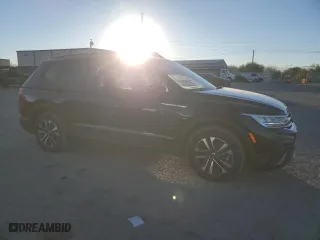 2022 Volkswagen Tiguan S with VIN 3VV1B7AX9NM117827, listed as a Copart auction lot 79963504 with 42,546 mi miles and Salvage Title. Bid and sale history available at carsss.com. Image 4.
