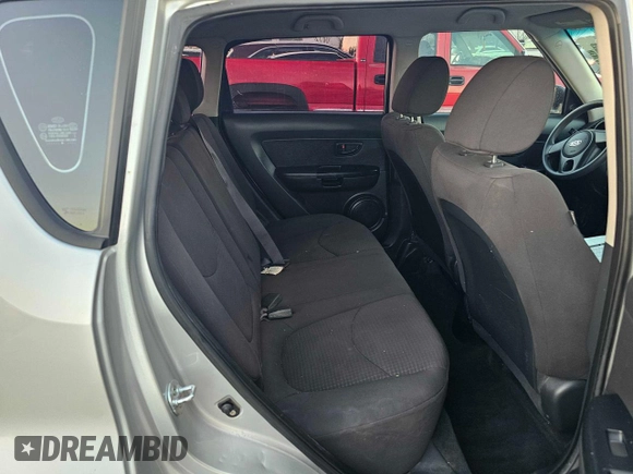 2011 Kia Soul with VIN KNDJT2A19B7714170, listed as a Copart auction lot 47936745 with 121,298 mi miles and Clean Title. Bid and sale history available at carsss.com. Image 6.