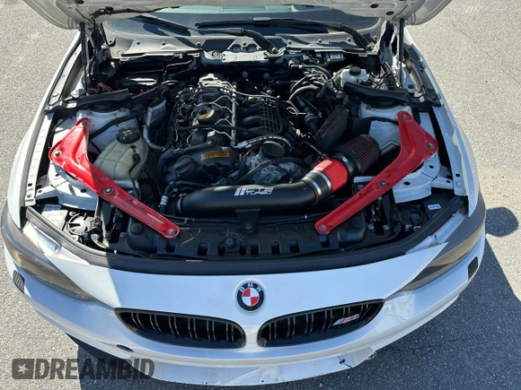 2014 BMW 4 Series 435i z VIN WBA3T3C57EP736698, wystawiony jako Copart lot #52739335 z przebiegiem 104 403 mil mil oraz Tytuł czysty. Historia ofert i sprzedaży dostępna na DreamBid. Obrazek 5.