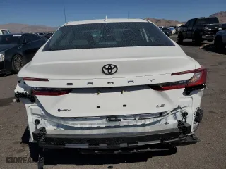 2025 Toyota Camry LE with VIN 4T1DAACK4SU048139, listed as a Copart auction lot 52049085 with 0 mi miles and Salvage Title. Bid and sale history available at carsss.com. Image 6.