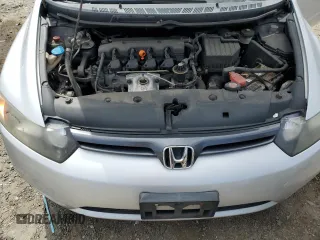 2008 Honda Civic Cpe LX with VIN 2HGFG11668H565716, listed as a Copart auction lot 70995934 with 152,069 mi miles and Salvage Title. Bid and sale history available at carsss.com. Image 11.