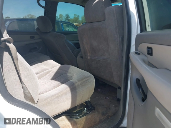 2002 Chevrolet Tahoe LS с VIN 1GNEC13V52J284059, выставлен на аукционе IAAI как лот 41899231 с пробегом 390 173 миль миль и . История ставок и продаж доступна на DreamBid. Изображение 8.