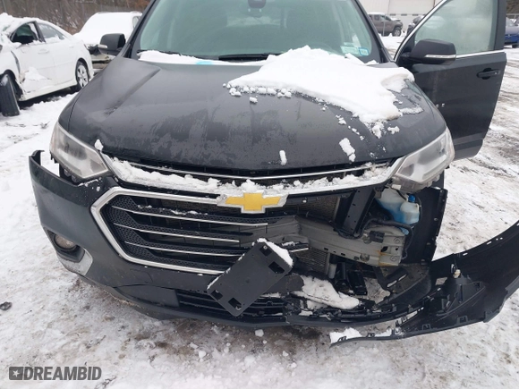 2020 Chevrolet Traverse LT Cloth with VIN 1GNEVGKW0LJ177896, listed as a IAAI auction lot 41530379 with 61,413 mi miles. Bid and sale history available at carsss.com. Image 6.