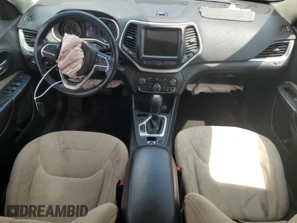 2016 Jeep Cherokee Latitude с VIN 1C4PJLCB7GW249817, выставлен на аукционе Copart как лот 59029835 с пробегом 182 362 миль миль и Списание • Salvage title. История ставок и продаж доступна на DreamBid. Изображение 8.