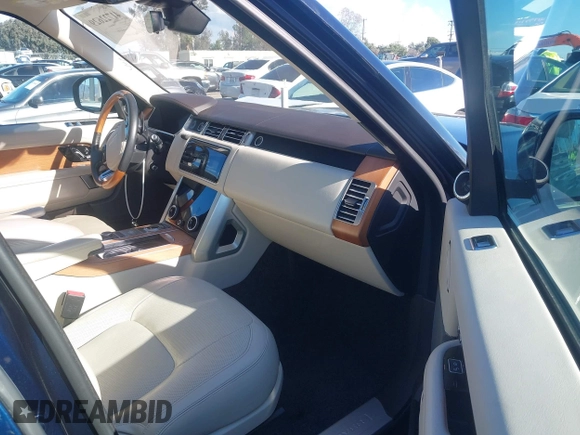 2020 Land Rover Range Rover P525 HSE with VIN SALGS2SE3LA572037, listed as a IAAI auction lot 41722629 with 35,710 mi miles and . Bid and sale history available at DreamBid. Image 5.