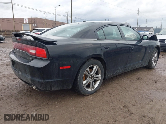 2013 Dodge Charger RT with VIN 2C3CDXDT7DH588158, listed as a IAAI auction lot 41663249 with 109,443 mi miles. Bid and sale history available at carsss.com. Image 4.
