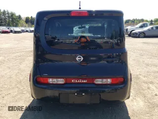 2010 Nissan Cube S z VIN JN8AZ2KR4AT155592, wystawiony jako Copart lot #55804045 z przebiegiem 108 505 mil mil oraz Nie do naprawy • Non repairable. Historia ofert i sprzedaży dostępna na DreamBid. Obrazek 6.