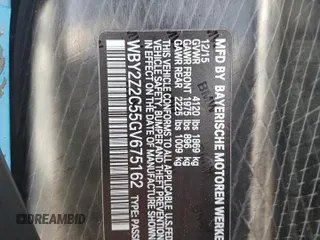 2016 BMW i8 z VIN WBY2Z2C55GV675162, wystawiony jako Copart lot #60817764 z przebiegiem 32 718 mil mil oraz Szkoda całkowita • Salvage title. Historia ofert i sprzedaży dostępna na DreamBid. Obrazek 12.