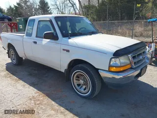 1999 Ford Ranger XL with VIN 1FTYR14V3XPB52957, listed as a IAAI auction lot 41850710 with 169,476 mi miles. Bid and sale history available at carsss.com. Image 1.