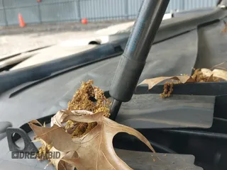 2019 BMW 4 Series 430i xDrive z VIN WBA4W5C50KAE49695, wystawiony jako IAAI lot #42757254 z przebiegiem 59 196 mil mil oraz . Historia ofert i sprzedaży dostępna na DreamBid. Obrazek 19.