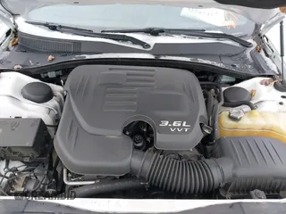 2016 Chrysler 300 300S with VIN 2C3CCAGG2GH261802, listed as a IAAI auction lot 41547415 with 77,046 mi miles. Bid and sale history available at carsss.com. Image 10.