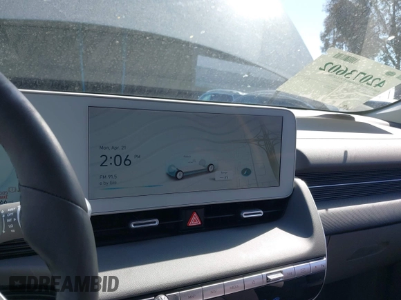 2024 Hyundai Ioniq 5 SEL z VIN KM8KN4DE6RU310727, wystawiony jako IAAI lot #42073602 z przebiegiem 5 966 mil mil oraz . Historia ofert i sprzedaży dostępna na DreamBid. Obrazek 18.