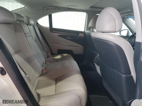 2016 Lexus LS 460 with VIN JTHBL5EF1G5140323, listed as a Copart auction lot 46090725 with NaN miles and Salvage Title. Bid and sale history available at carsss.com. Image 10.