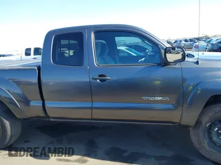 2011 Toyota Tacoma with VIN 5TFUU4EN9BX016306, listed as a IAAI auction lot 41371430 with 188,984 mi miles. Bid and sale history available at carsss.com. Image 14.