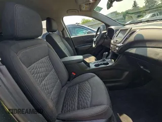 2020 Chevrolet Equinox LT z VIN 2GNAXJEV5L6232400, wystawiony jako IAAI lot #42575814 z przebiegiem 110 520 mil mil oraz . Historia ofert i sprzedaży dostępna na DreamBid. Obrazek 3.