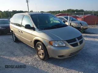 2007 Dodge Caravan SXT with VIN 1D4GP45R47B182876, listed as a IAAI auction lot 42792322 with 80,207 mi miles and . Bid and sale history available at DreamBid. Image 1.