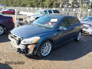 2011 Volvo C30 with VIN YV1672MK7B2226292, listed as a IAAI auction lot 41871256 with 119,476 mi miles. Bid and sale history available at carsss.com. Image 2.