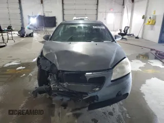 2006 Pontiac G6 with VIN 1G2ZF55BX64180297, listed as a Copart auction lot 41562225 with 206,046 mi miles and Salvage title. Bid and sale history available at DreamBid. Image 5.