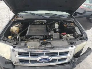2010 Ford Escape Limited с VIN 1FMCU9EG6AKB89377, выставлен на аукционе Copart как лот 63668395 с пробегом Не указан миль и Чистый • Clean title. История ставок и продаж доступна на DreamBid. Изображение 12.