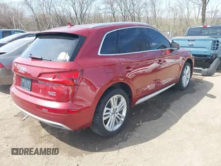 2018 Audi Q5 Premium Plus with VIN WA1BNAFYXJ2077049, listed as a IAAI auction lot 41908063 with 106,215 mi miles. Bid and sale history available at carsss.com. Image 4.