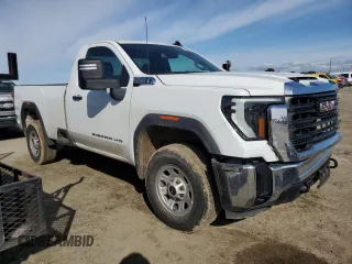 2024 GMC Sierra 1500 with VIN 1GT38LE74RF289925, listed as a Copart auction lot 45566965 with 17,614 mi miles and Salvage Title. Bid and sale history available at DreamBid. Image 4.
