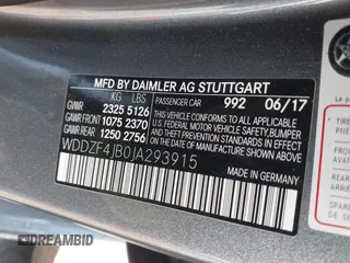 2018 Mercedes-Benz E-Class E 300 with VIN WDDZF4JB0JA293915, listed as a IAAI auction lot 41425810 with 100,232 mi miles. Bid and sale history available at carsss.com. Image 9.