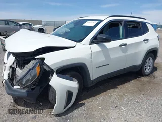 2021 Jeep Compass Sport z VIN 3C4NJCAB6MT532267, wystawiony jako IAAI lot #42035764 z przebiegiem 41 725 mil mil oraz . Historia ofert i sprzedaży dostępna na DreamBid. Obrazek 17.