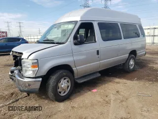 2013 Ford Econoline Cargo Commercial z VIN 1FTSS3EL1DDA10445, wystawiony jako Copart lot #53448854 z przebiegiem 82 570 mil mil oraz Szkoda całkowita • Salvage title. Historia ofert i sprzedaży dostępna na DreamBid. Obrazek 1.