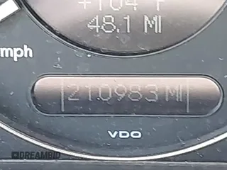 2003 Mercedes-Benz CLK 320 с VIN WDBTJ65J13F034432, выставлен на аукционе IAAI как лот 42811731 с пробегом 210 983 миль миль и . История ставок и продаж доступна на DreamBid. Изображение 7.