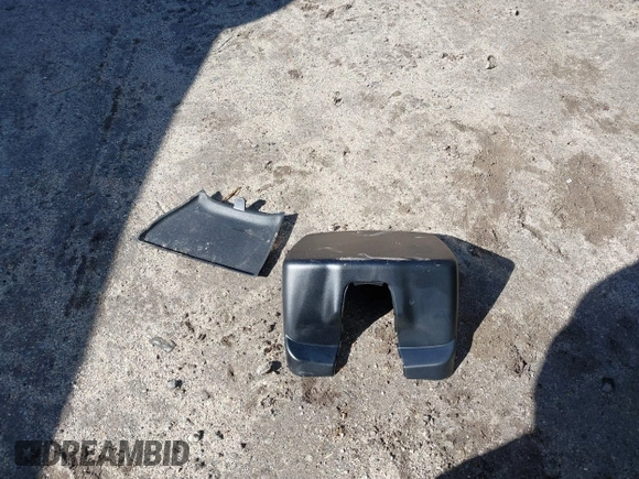 2023 Jeep Renegade Trailhawk z VIN ZACNJDC13PPP40710, wystawiony jako IAAI lot #41744475 z przebiegiem 17 057 mil mil oraz . Historia ofert i sprzedaży dostępna na DreamBid. Obrazek 12.